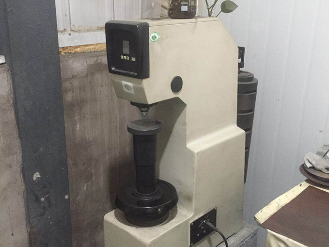 硬度检测设备